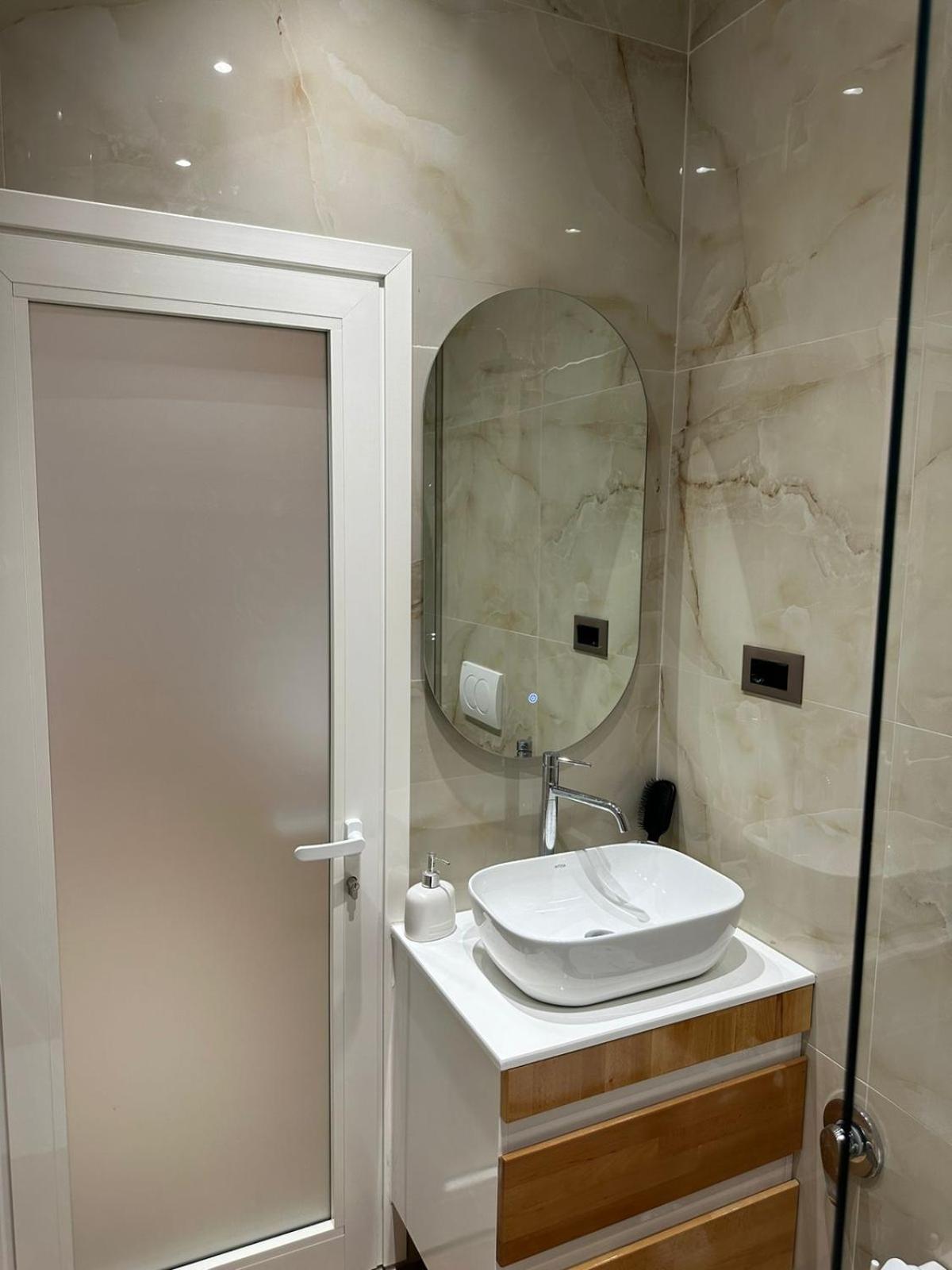 Home To Go Studio Apartament Тирана Екстериор снимка