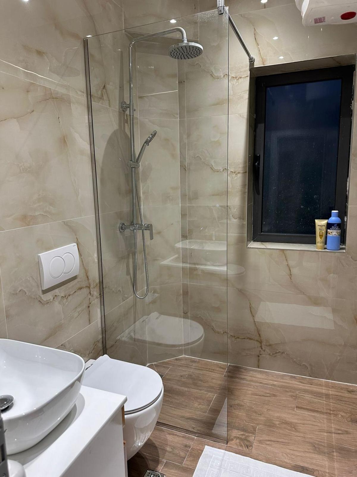 Home To Go Studio Apartament Тирана Екстериор снимка